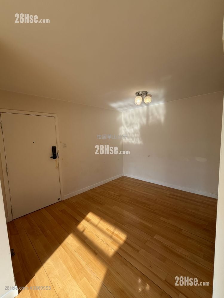 Taikoo Shing Sell 3 Bedrooms , 2 Bathrooms 760 ft²