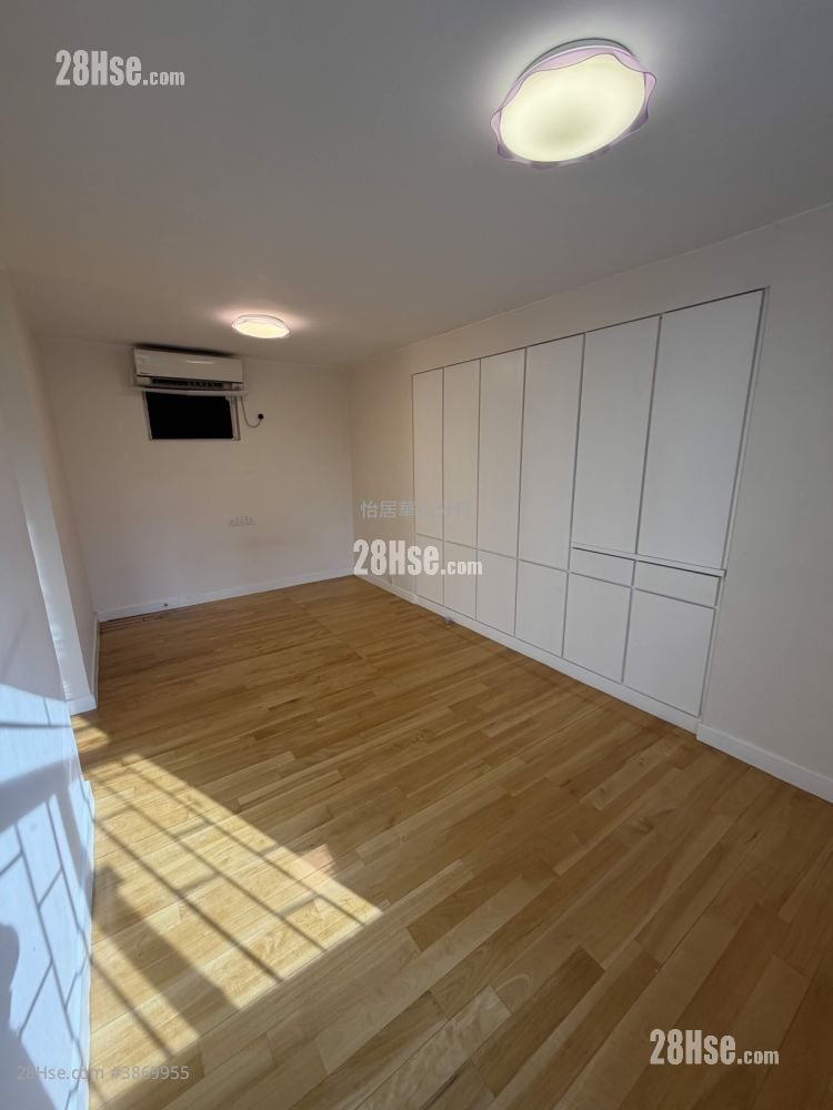 Taikoo Shing Sell 3 Bedrooms , 2 Bathrooms 760 ft²
