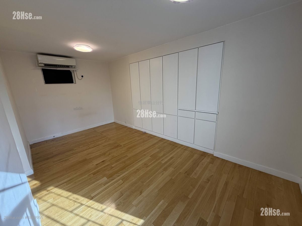 Taikoo Shing Sell 3 Bedrooms , 2 Bathrooms 760 ft²