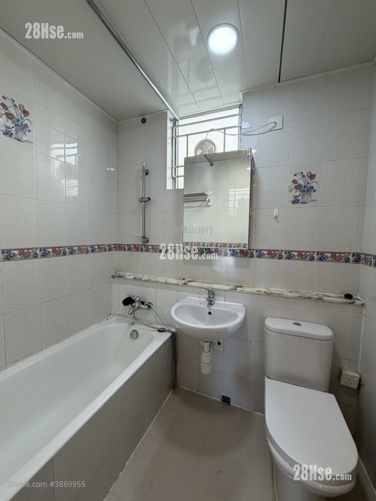 Taikoo Shing Sell 3 Bedrooms , 2 Bathrooms 760 ft²