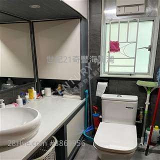 Marbella Sell 2 Bedrooms , 1 Bathroom 515 ft²