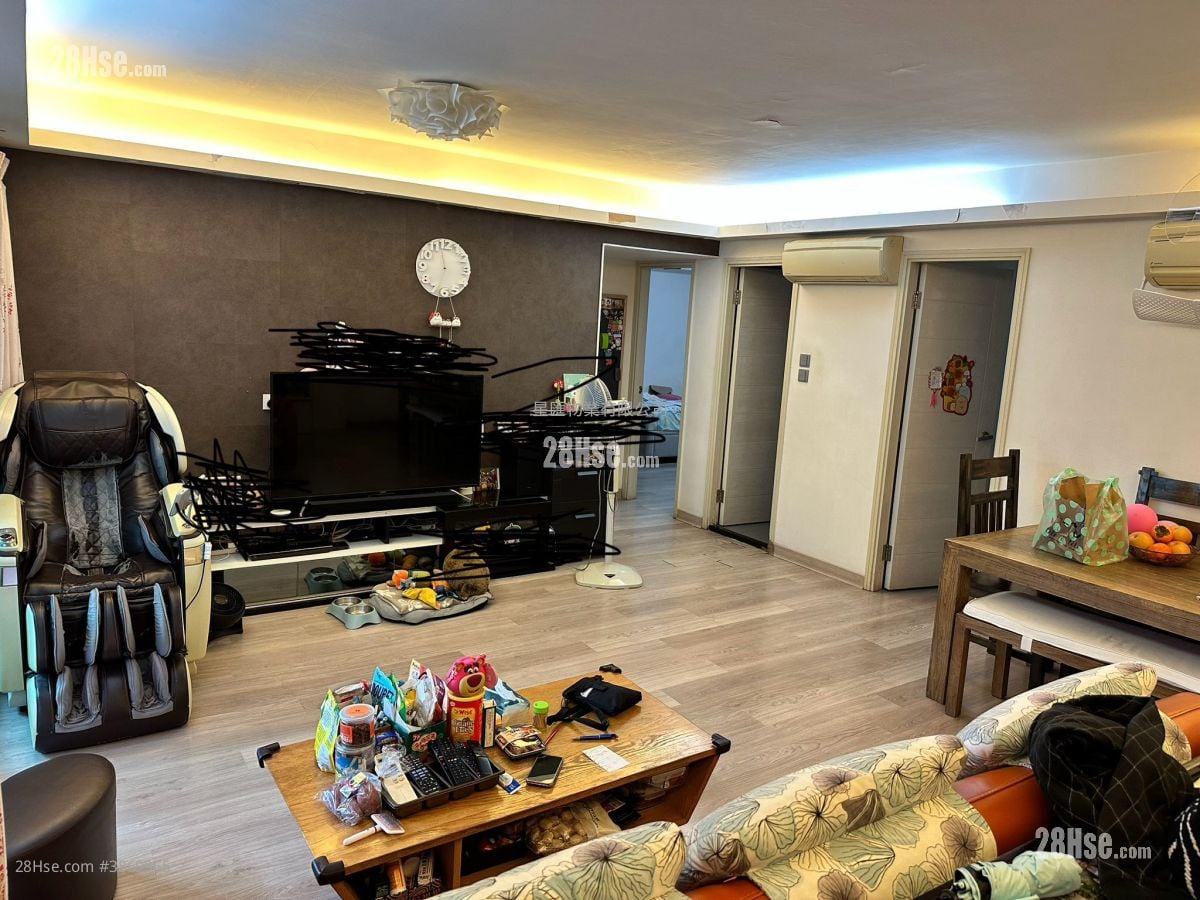 红磡湾中心 售盘 3 房 , 2 浴室 956 平方尺