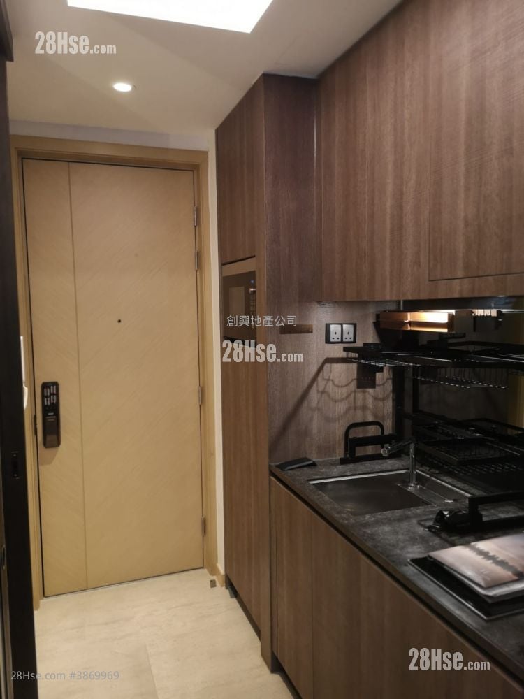 Novum West Rental Studio 218 ft²