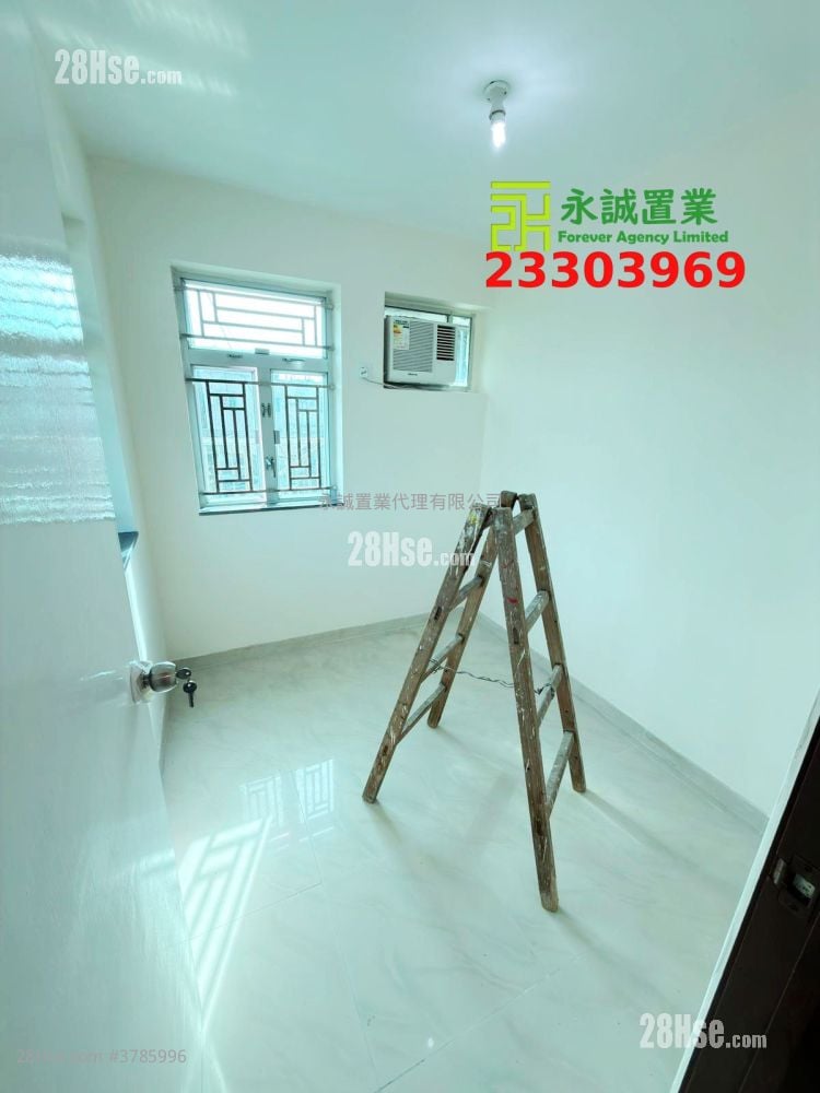 Village Rental 3 Bedrooms , 2 Bathrooms 700 ft²