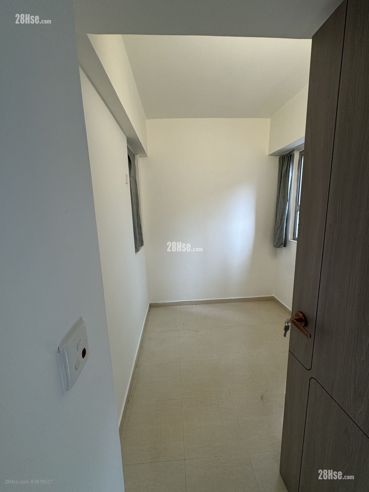 Yee Fung Building Sell 1 Bedroom , 1 Bathroom 340 ft²
