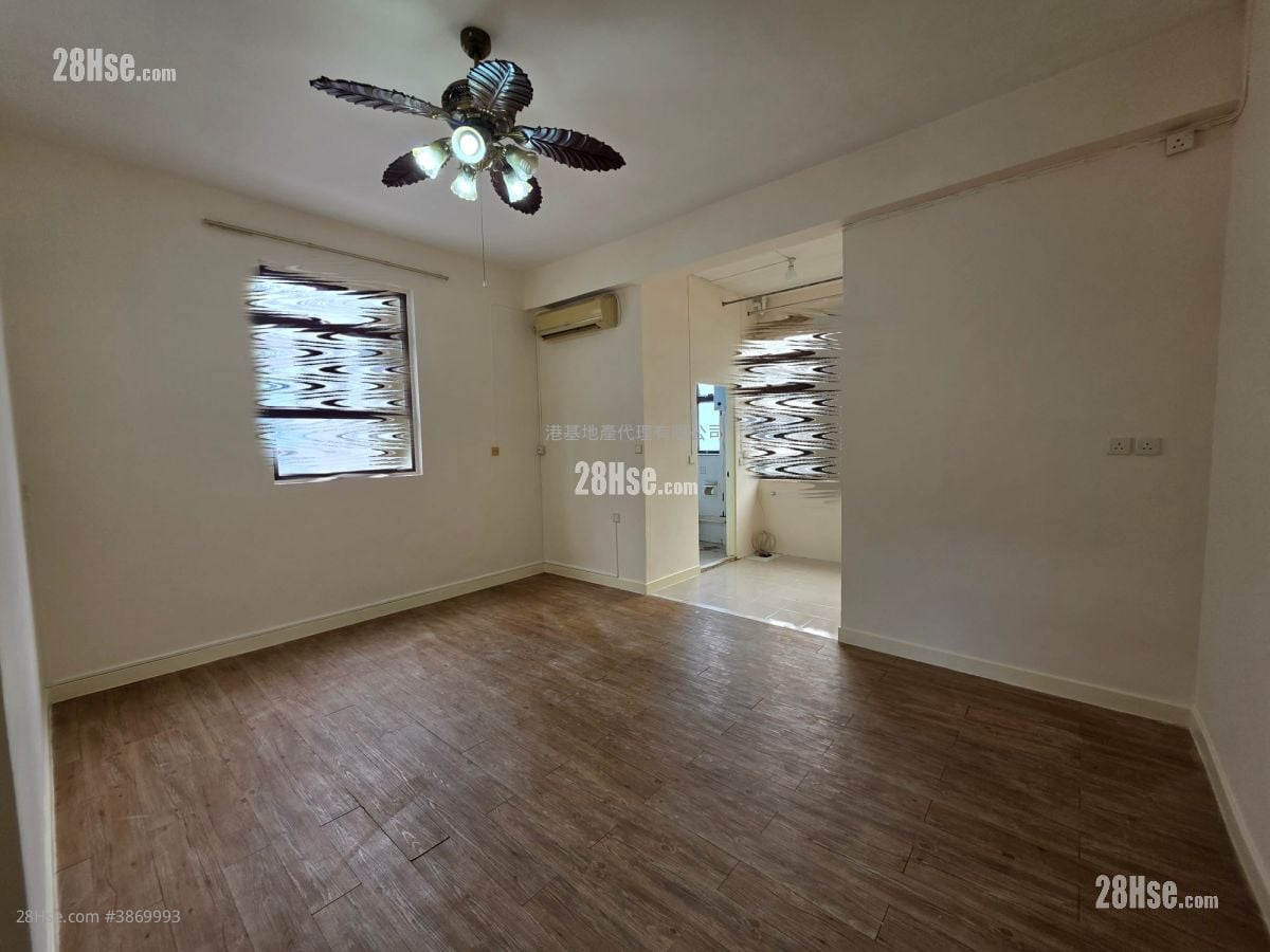 Sai Kung Apt Hse Sell 3 Bedrooms , 1 Bathroom 691 ft²