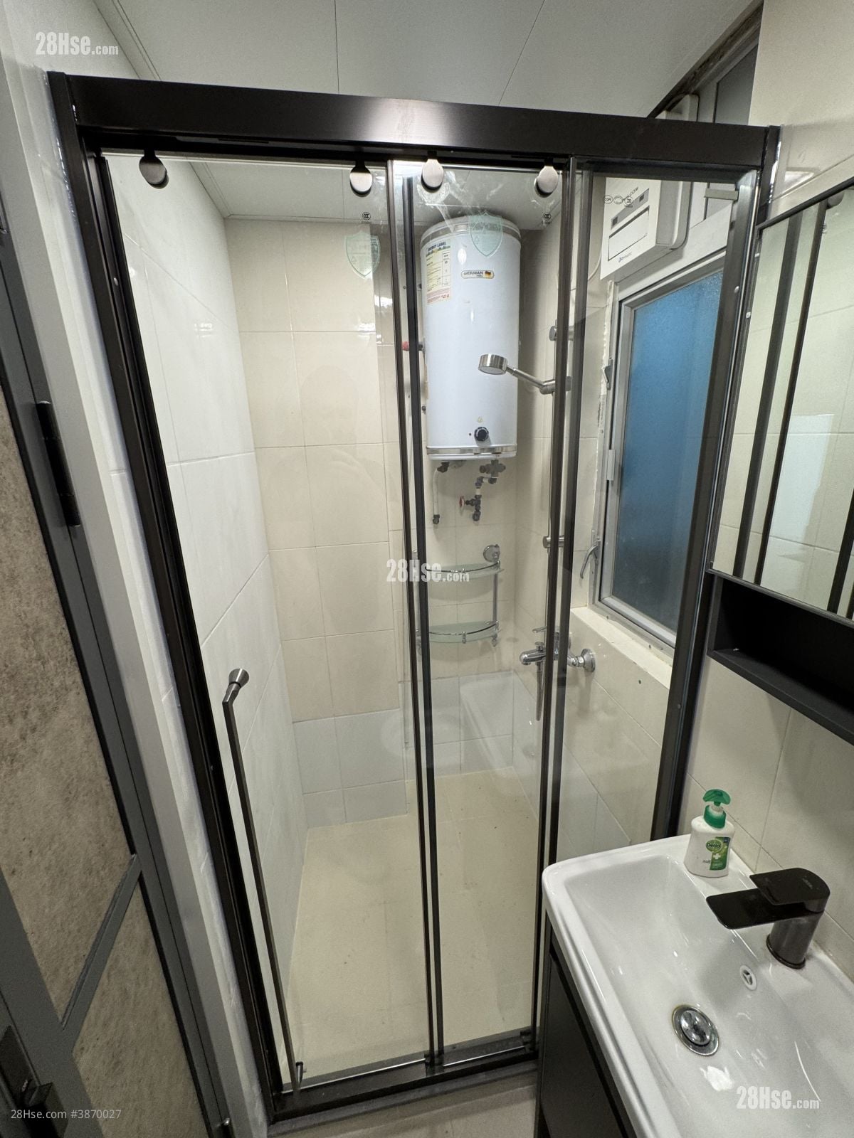 Yee Fung Building Sell 1 Bedroom , 1 Bathroom 340 ft²