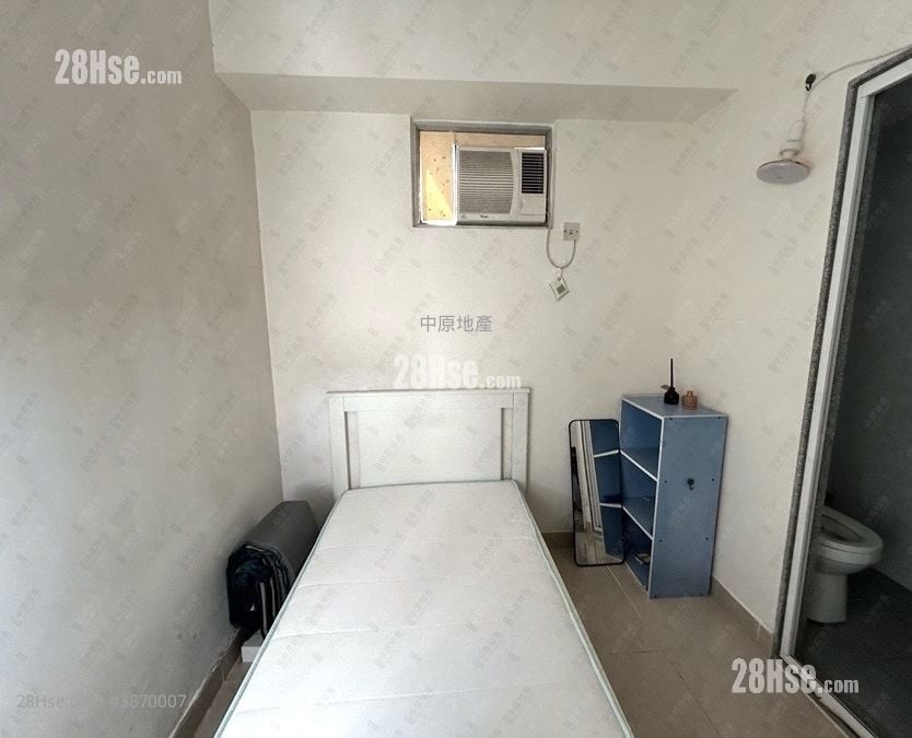 Fanling Centre Sell 3 Bedrooms , 2 Bathrooms 535 ft²