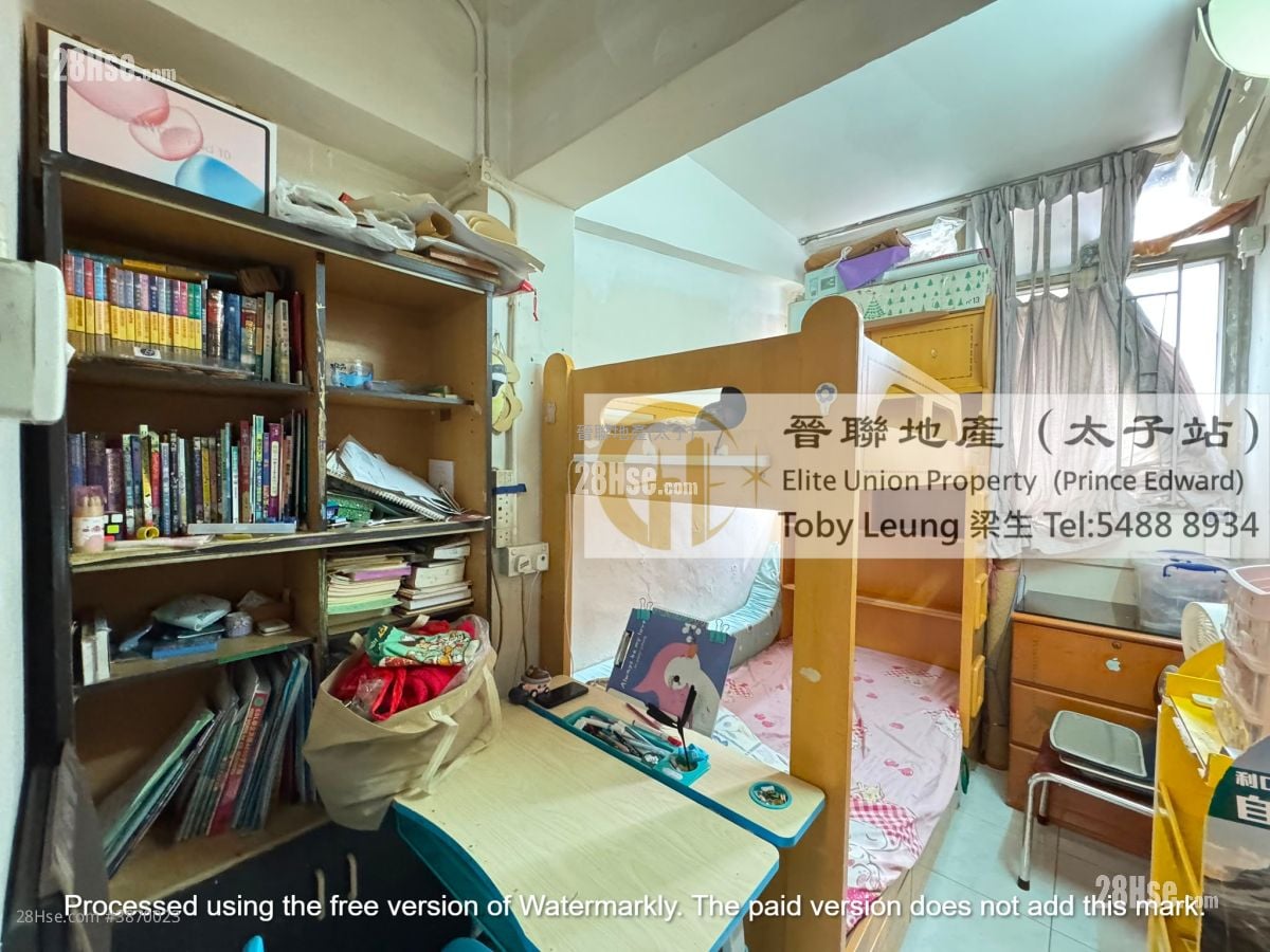 Chinese Mansion Sell 3 Bedrooms , 1 Bathroom 592 ft²