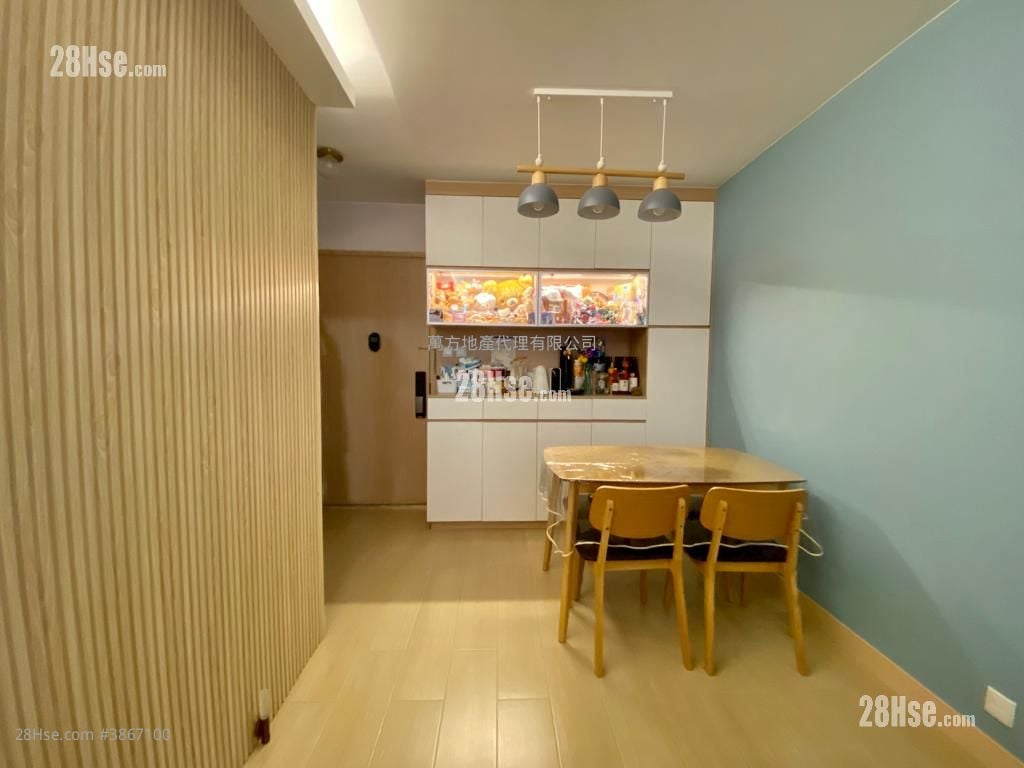 Yuk Wo Court Sell 1 Bedroom , 1 Bathroom 380 ft²