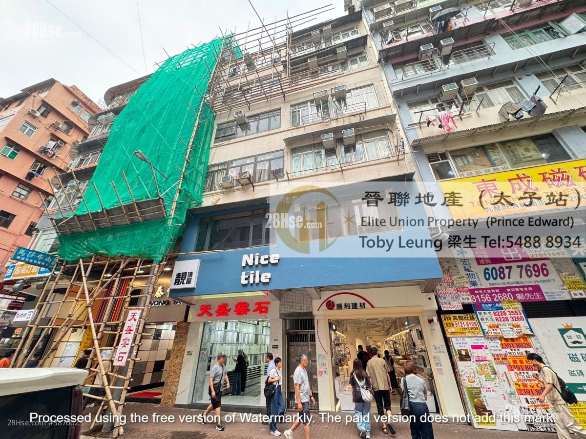 Chinese Mansion Sell 3 Bedrooms , 1 Bathroom 592 ft²