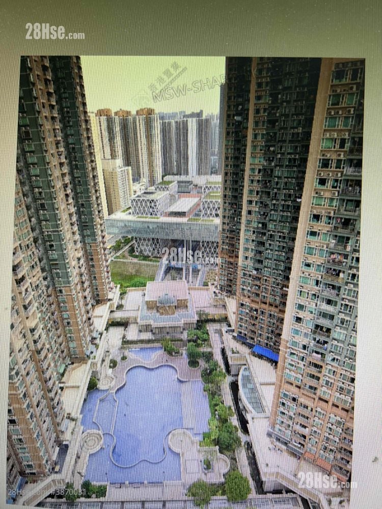 Metro Town Sell 3 Bedrooms , 1 Bathroom 594 ft²