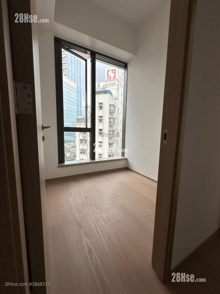 101 Kings Road Rental 2 Bedrooms , 1 Bathroom 380 ft²