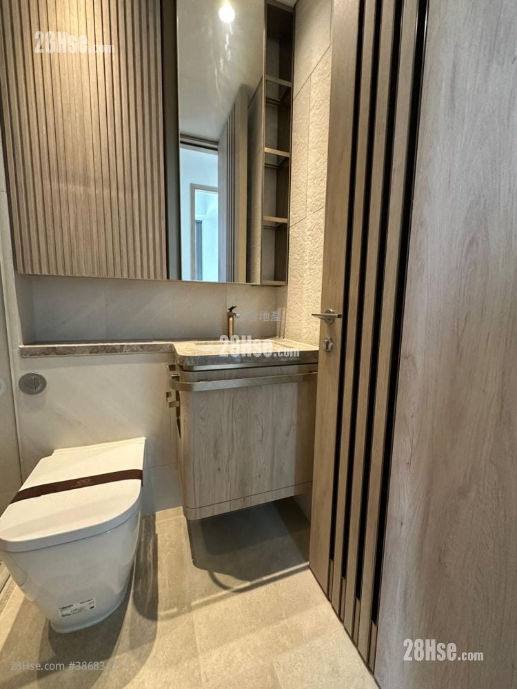 101 Kings Road Rental 2 Bedrooms , 1 Bathroom 380 ft²