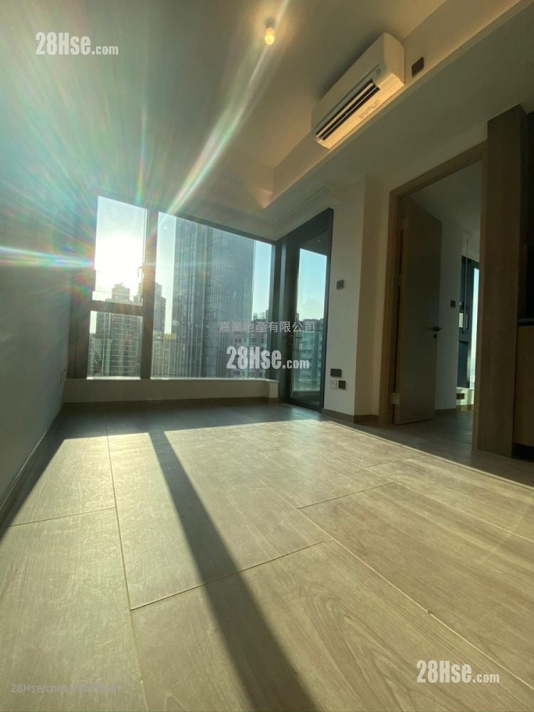 One Artlane Rental 1 Bedroom , 1 Bathroom 291 ft²