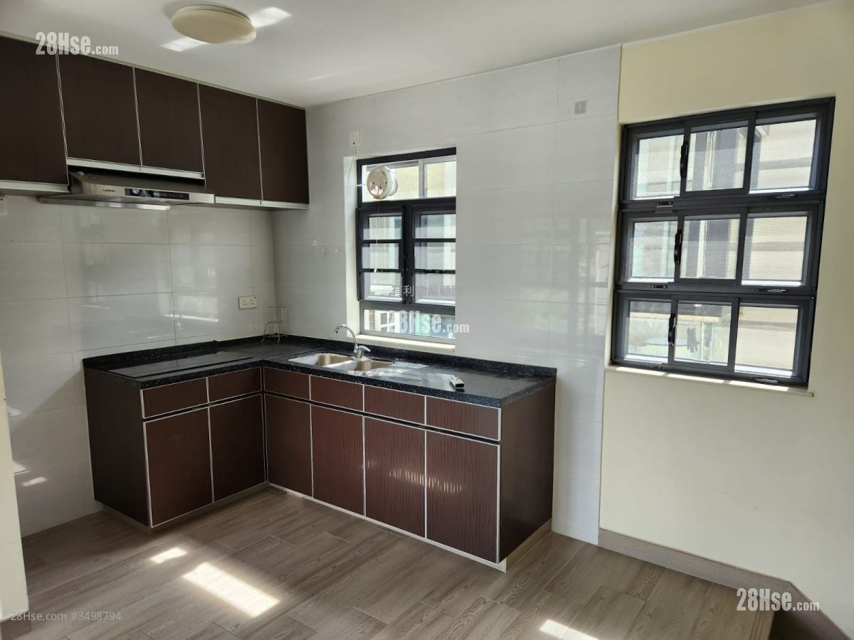 Lam Tsuen Sell 3 Bedrooms , 2 Bathrooms 700 ft²