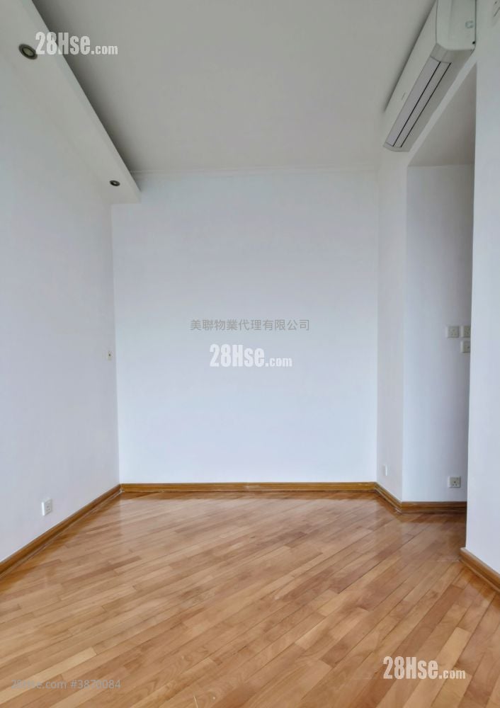 Villa Esplanada Rental 3 Bedrooms , 2 Bathrooms 751 ft²