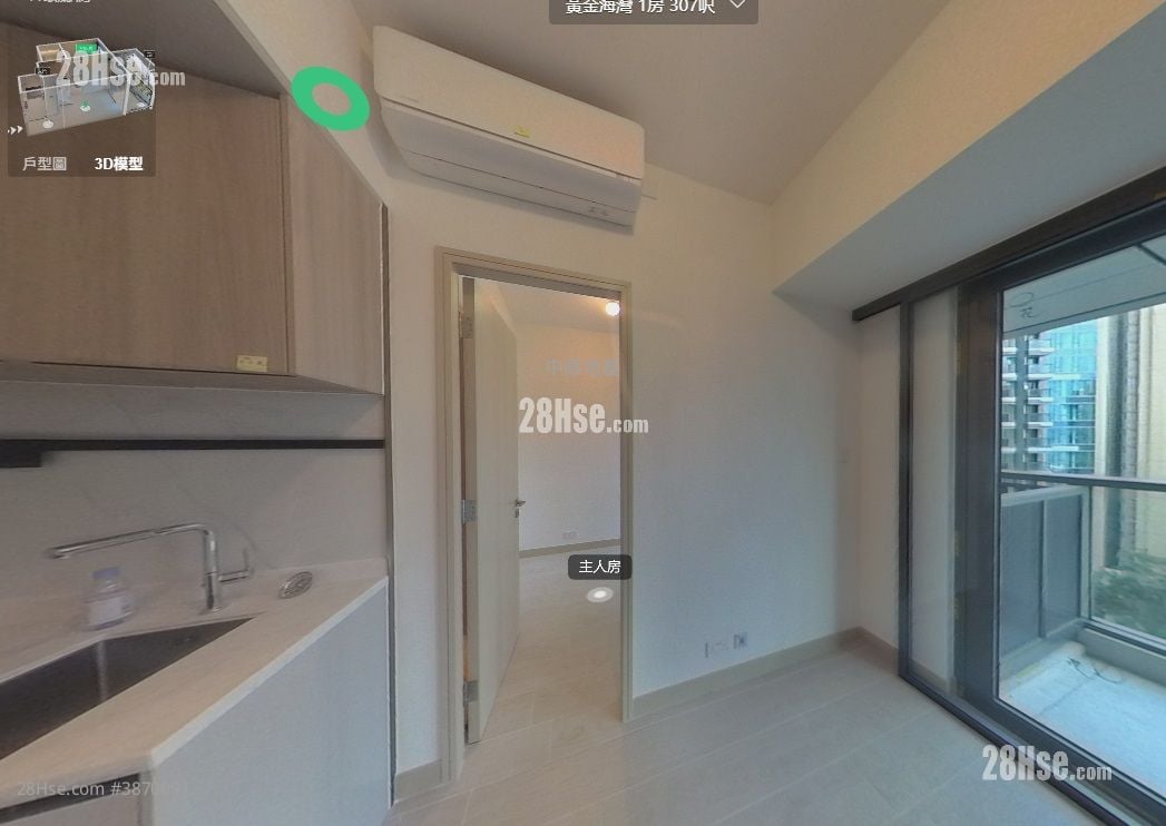 Gold Coast Bay Rental 304 ft²