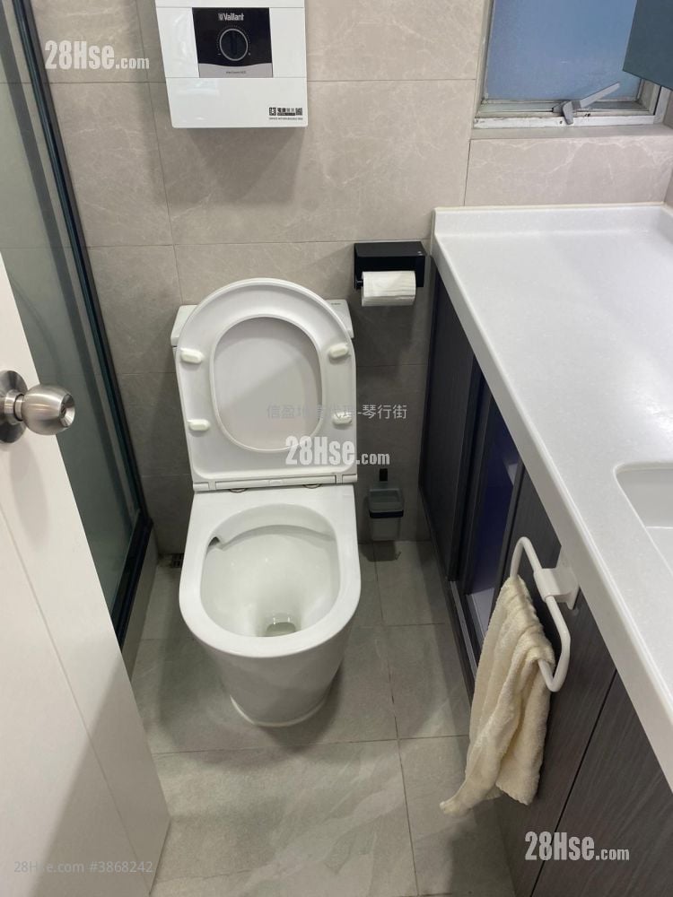 Po Fung Building Rental 2 Bedrooms , 1 Bathroom 413 ft²