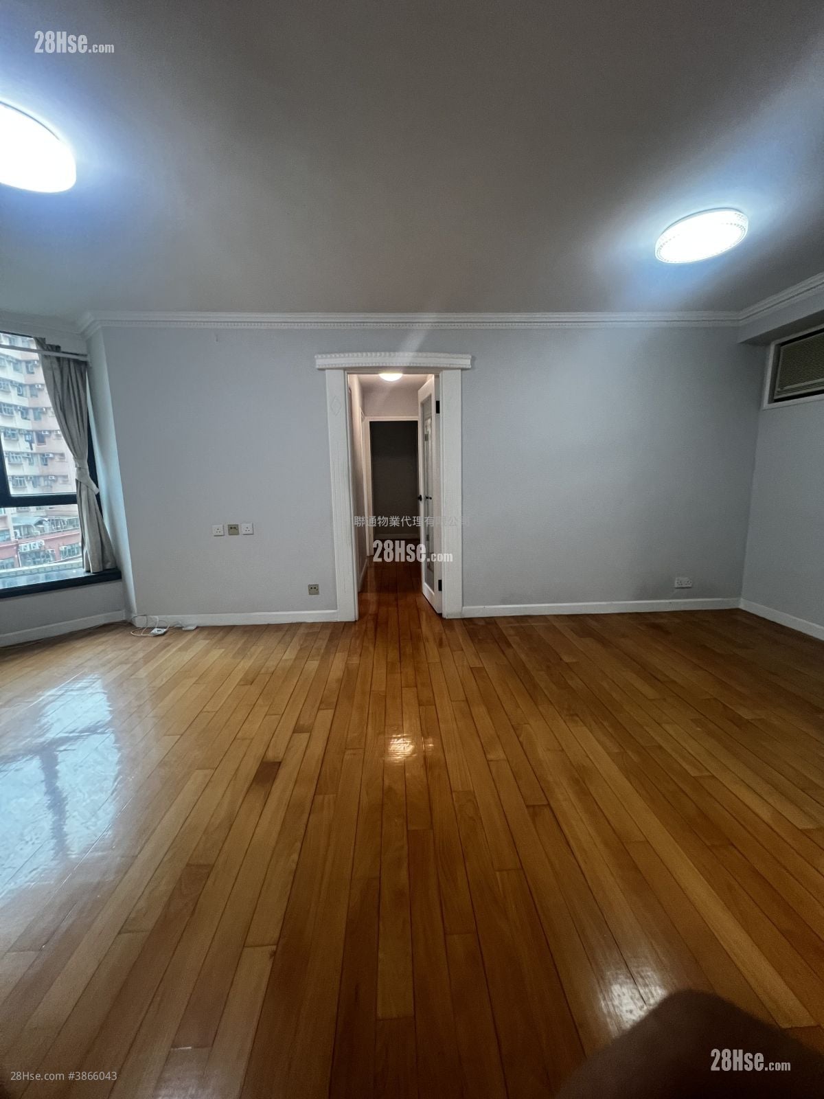 Jubilant Place Rental 4 Bedrooms , 2 Bathrooms 778 ft²