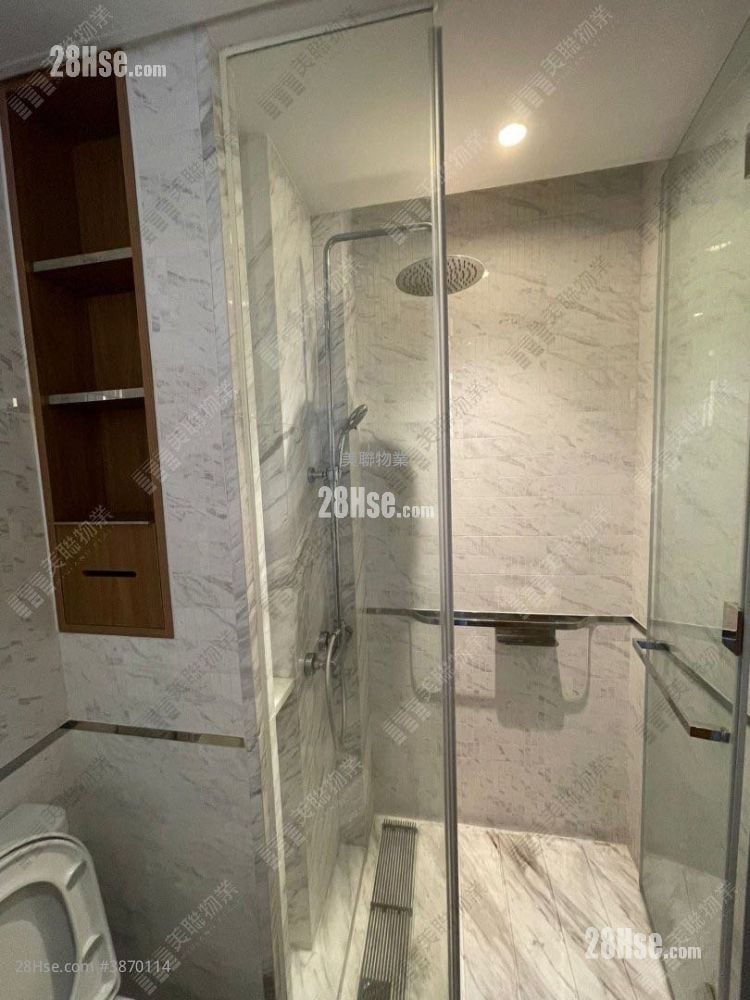 bathroom: The Pavilia Bay Rental 1 Bathroom 318 ft²
