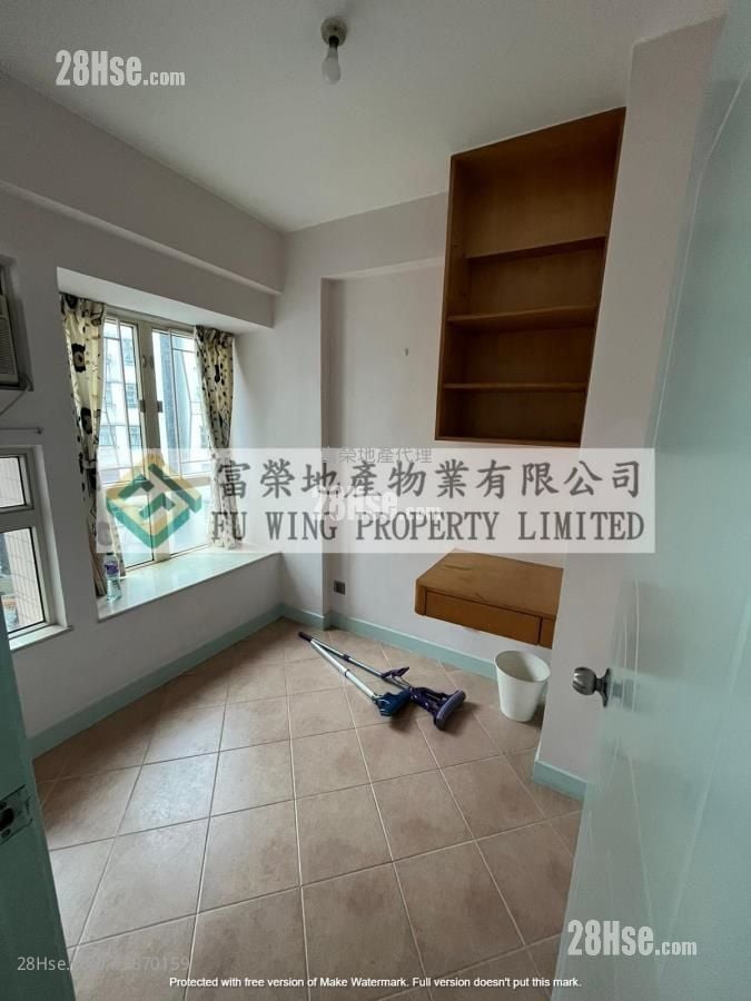 Fairview Garden Sell 2 Bedrooms , 1 Bathroom 304 ft²