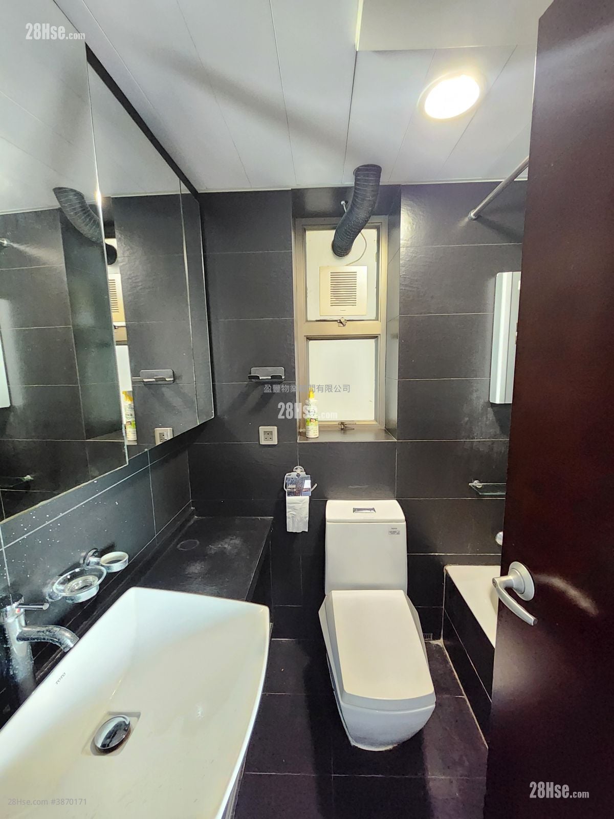 The Zenith Rental 1 Bedroom , 1 Bathroom 498 ft²