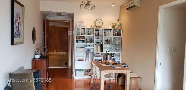 The Grandville Sell 3 Bedrooms , 2 Bathrooms 875 ft²