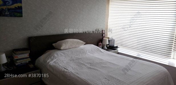 The Grandville Sell 3 Bedrooms , 2 Bathrooms 875 ft²