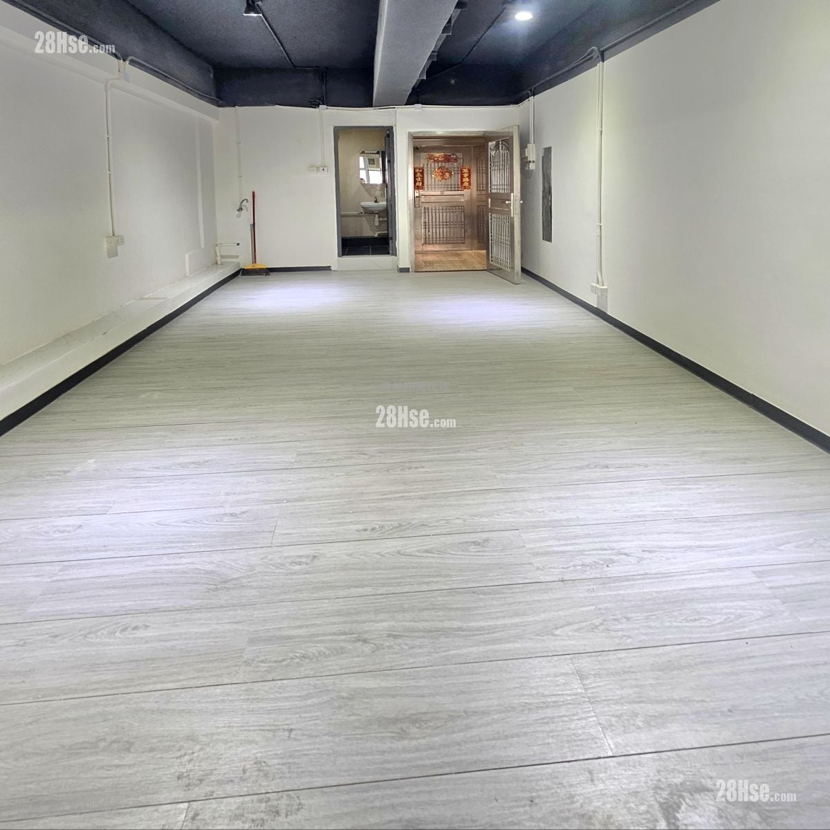 Mow Hing Factory Building Rental