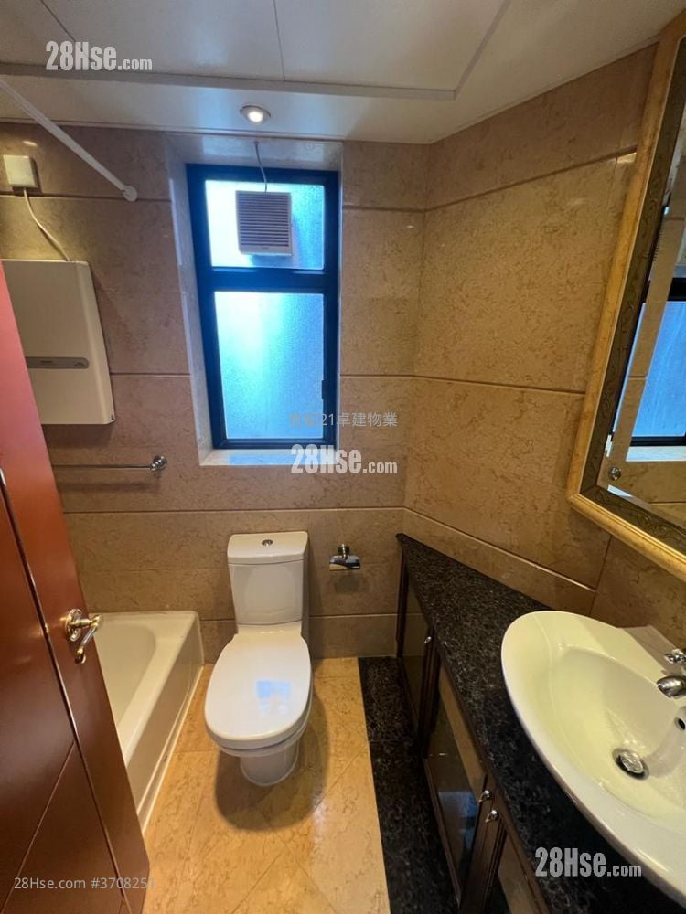 The Arch Sell 1 Bedroom , 1 Bathroom 398 ft²