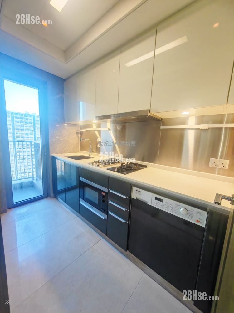 The Austin Sell 2 Bedrooms , 1 Bathroom 520 ft²
