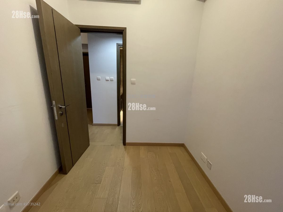 The Austin Sell 2 Bedrooms , 1 Bathroom 520 ft²