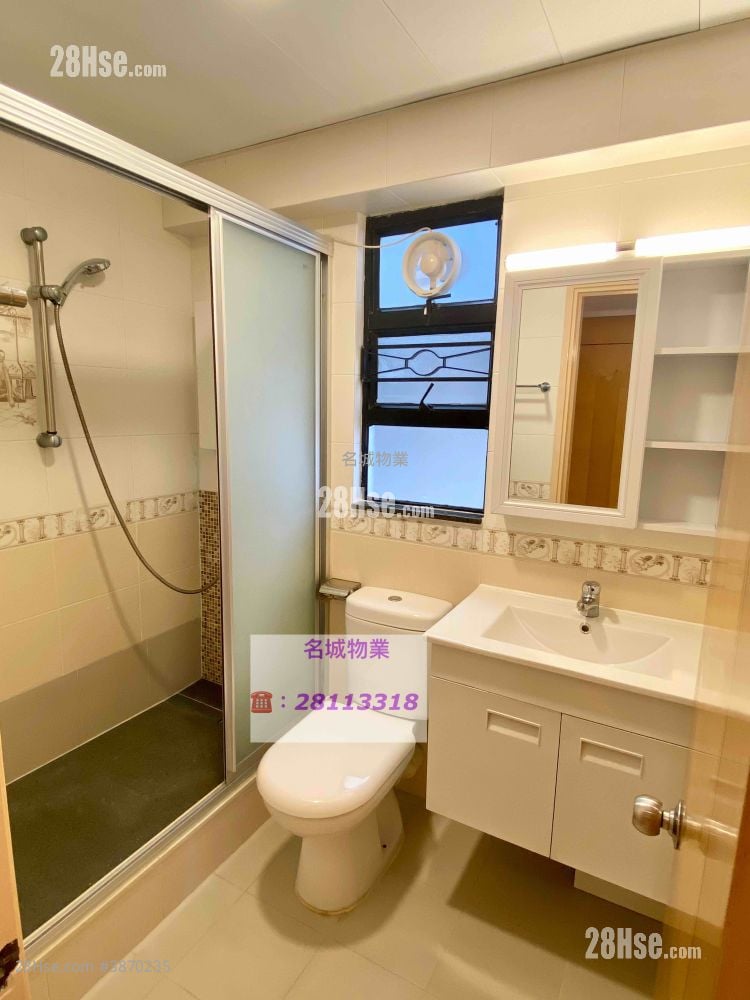 Kennedy Town Centre Rental 3 Bedrooms , 2 Bathrooms 615 ft²