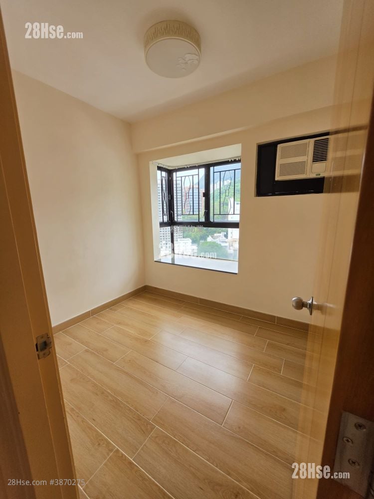 Kennedy Town Centre Rental 3 Bedrooms , 2 Bathrooms 615 ft²