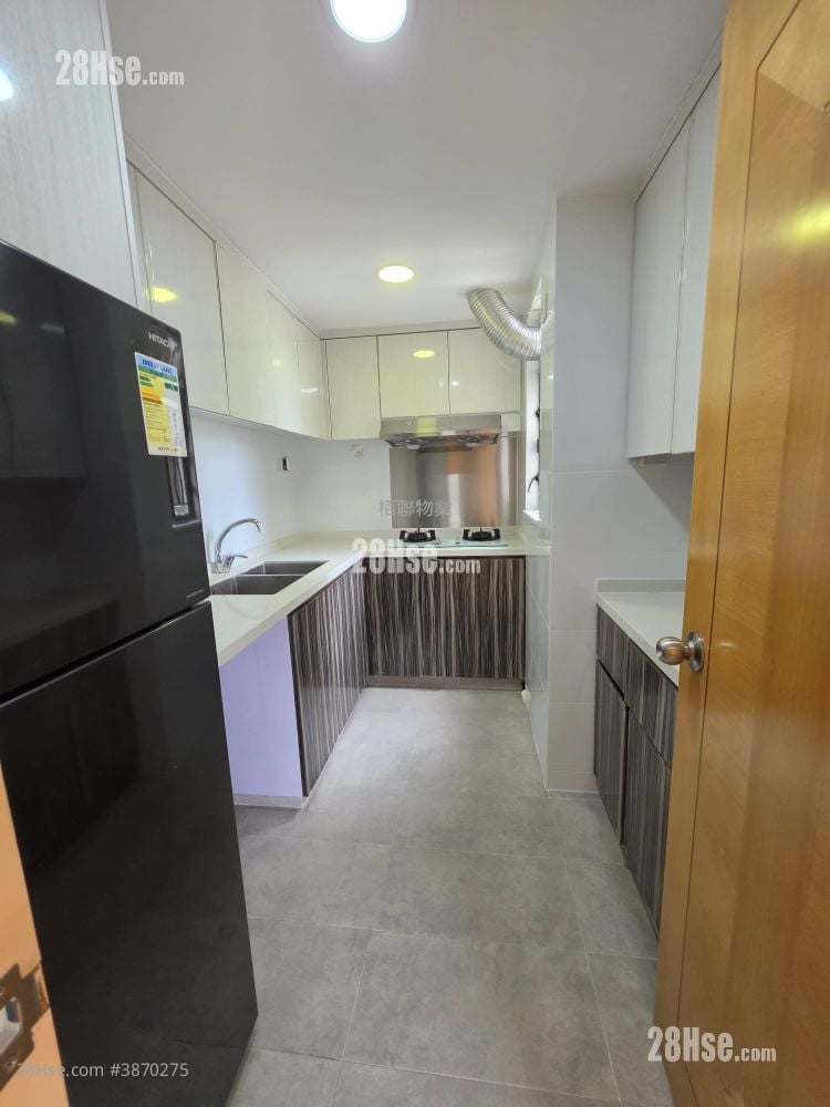 Kennedy Town Centre Rental 3 Bedrooms , 2 Bathrooms 615 ft²