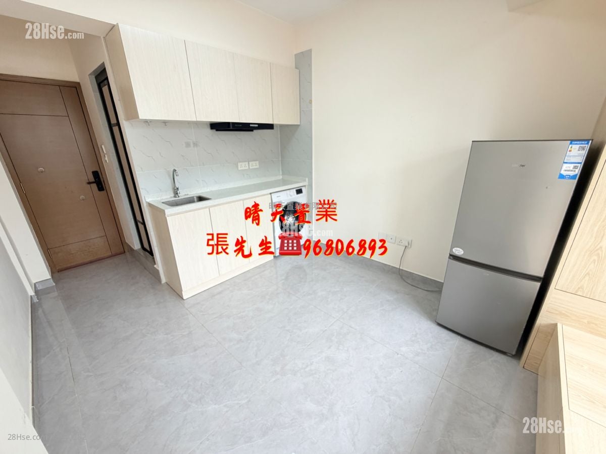 Man Wai Building Rental Studio , 1 Bathroom 180 ft²