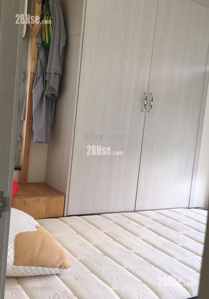 Hilton Plaza Sell 3 Bedrooms , 1 Bathroom 475 ft²