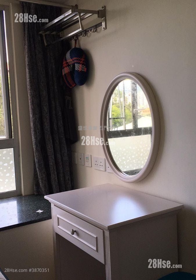 Hilton Plaza Sell 3 Bedrooms , 1 Bathroom 475 ft²