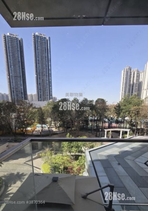 Aurora Rental 3 Bedrooms , 2 Bathrooms 690 ft²