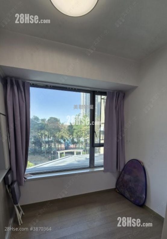 Aurora Rental 3 Bedrooms , 2 Bathrooms 690 ft²