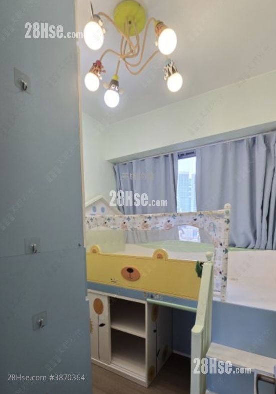 Aurora Rental 3 Bedrooms , 2 Bathrooms 690 ft²