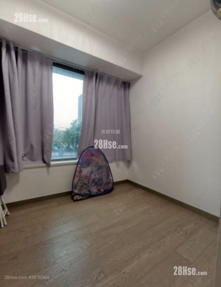 Aurora Rental 3 Bedrooms , 2 Bathrooms 690 ft²
