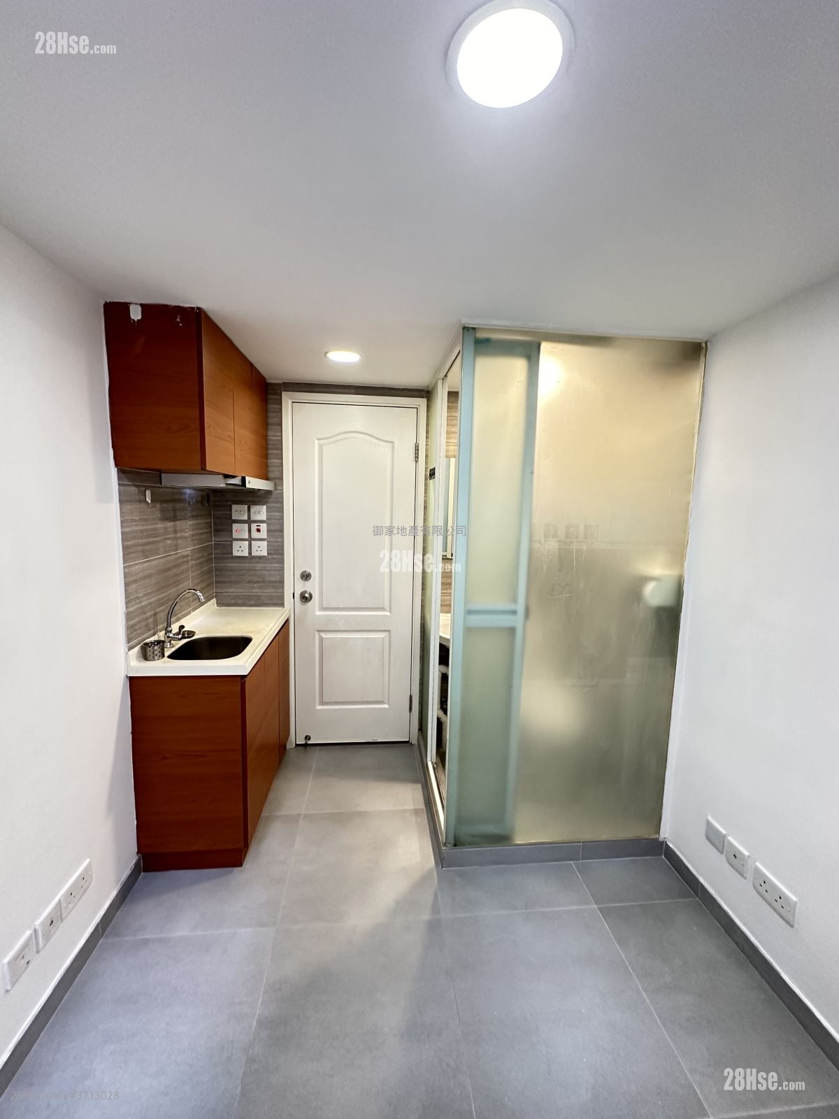 88 Heung Wo Street Rental 1 Bathroom 110 ft²