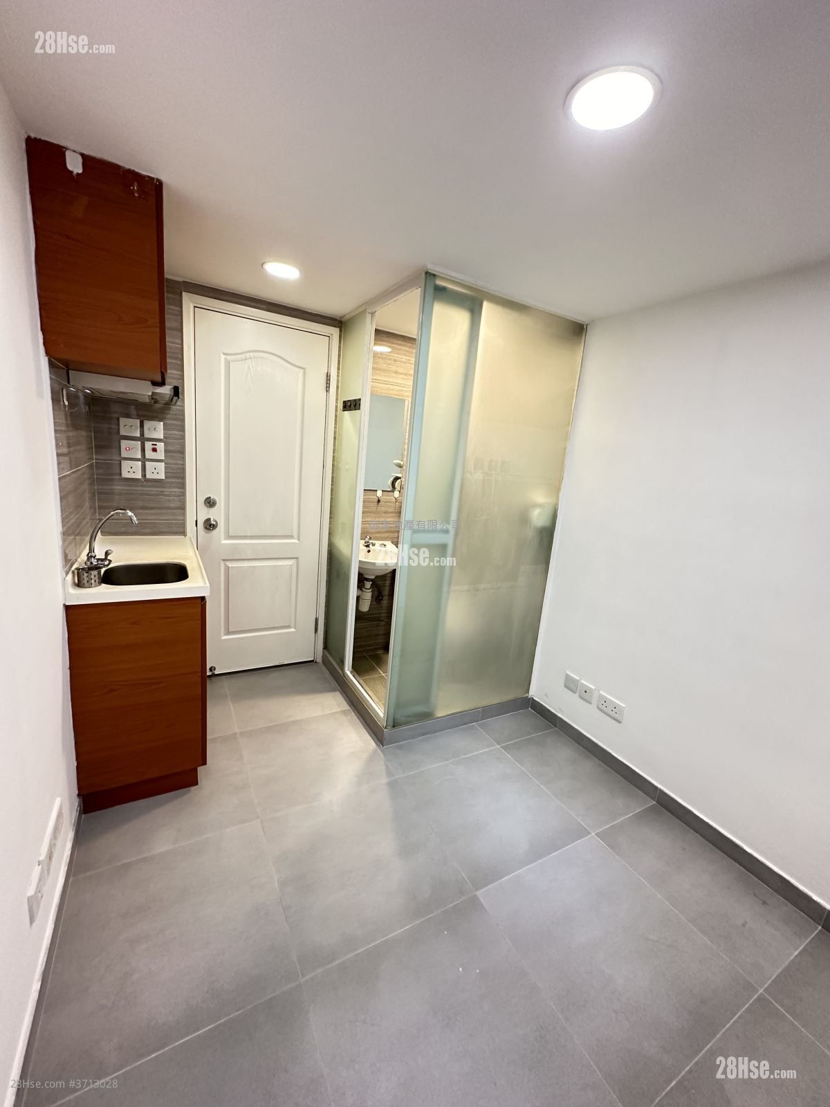 88 Heung Wo Street Rental 1 Bathroom 110 ft²