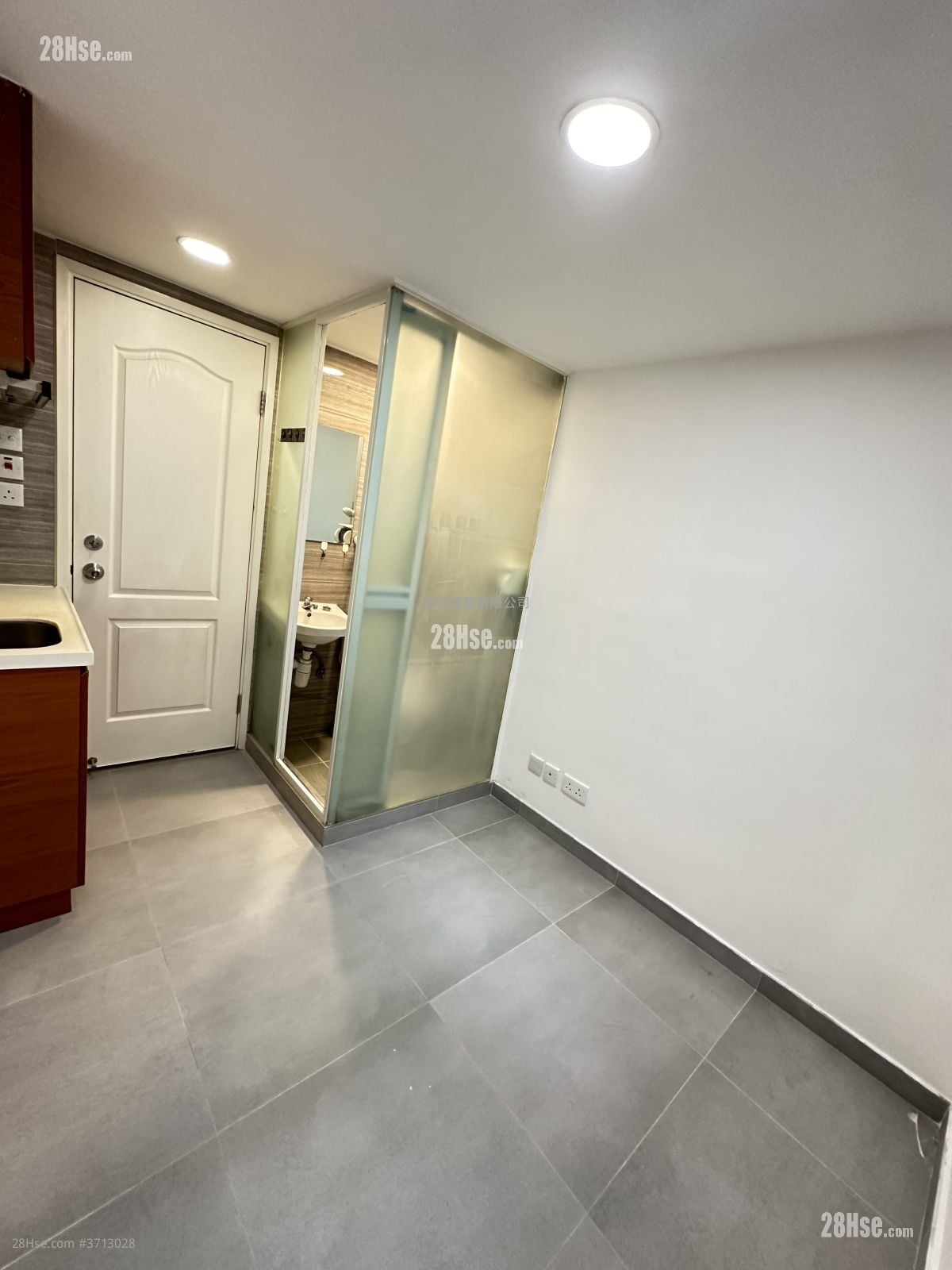 88 Heung Wo Street Rental 1 Bathroom 110 ft²