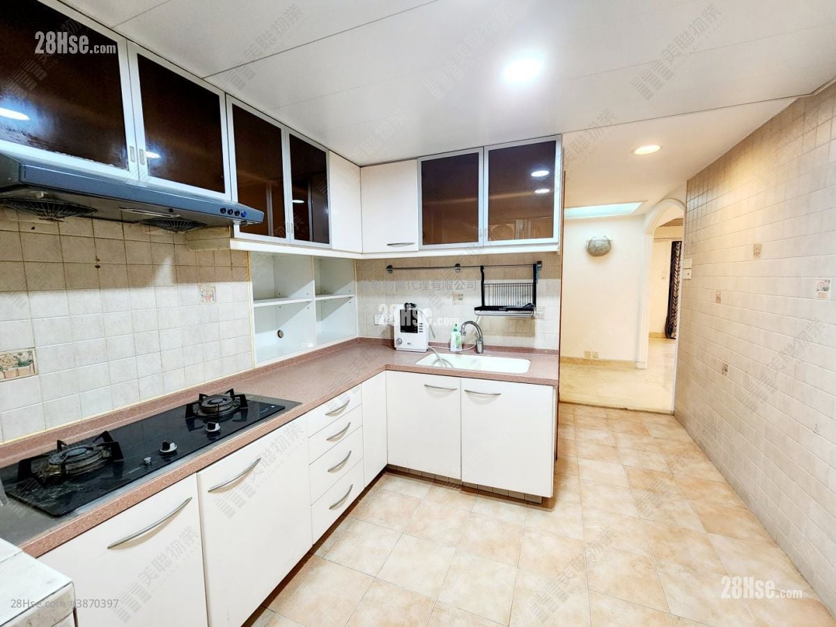 Beacon Heights Sell 3 Bedrooms , 2 Bathrooms 978 ft²