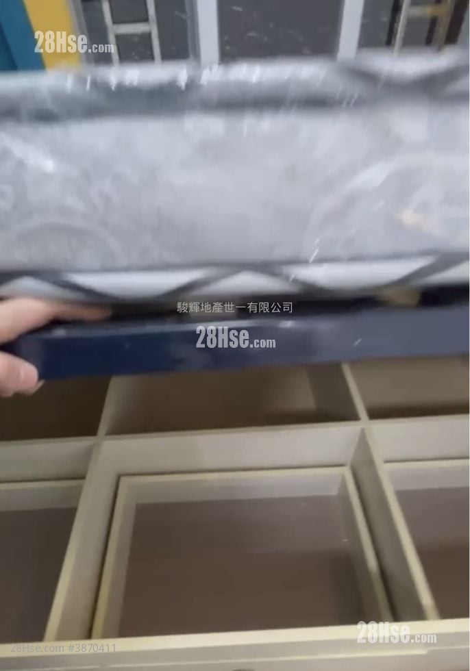 海景大廈 租盤 1 房 200 平方呎