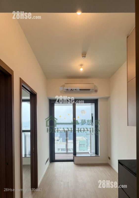 Des Voeux W Residence Sell 1 Bedroom , 1 Bathroom 268 ft²