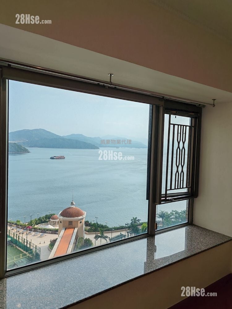 Bellagio Sell 3 Bedrooms , 3 Bathrooms 891 ft²